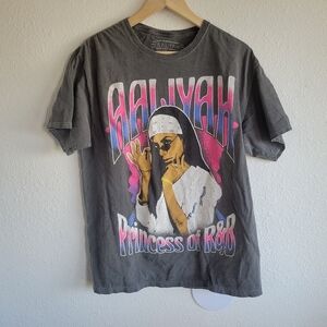 Aaliyah Princess Of R&B Graphic T-Shirt Vintage Washed Gray Size L